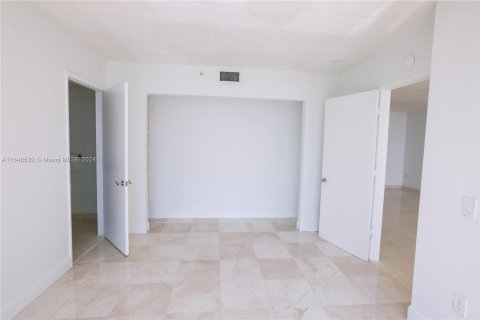 Copropriété à vendre à Sunny Isles Beach, Floride: 2 chambres, 147.71 m2 № 1329803 - photo 30