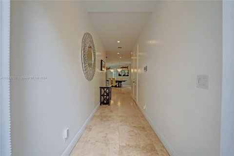 Villa ou maison à vendre à Fort Lauderdale, Floride: 3 chambres, 297.29 m2 № 1294237 - photo 6