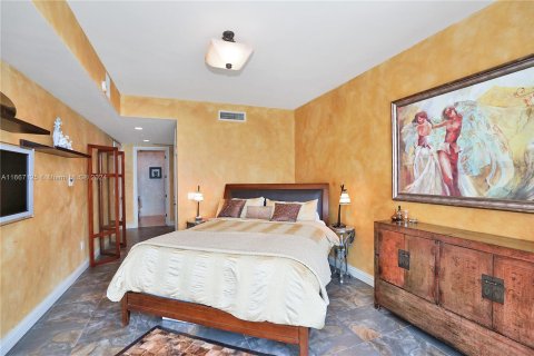 Condo in Sunny Isles Beach, Florida, 3 bedrooms  № 1383005 - photo 10