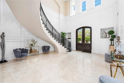 Villa ou maison à vendre à Coral Gables, Floride: 8 chambres, 1085.47 m2 № 1389600 - photo 8