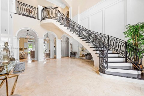 Villa ou maison à vendre à Coral Gables, Floride: 8 chambres, 1085.47 m2 № 1389600 - photo 7