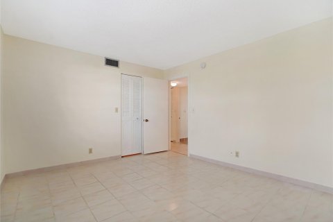 Condominio en venta en Dania Beach, Florida, 2 dormitorios, 110.55 m2 № 1141432 - foto 24