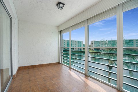 Copropriété à vendre à Dania Beach, Floride: 2 chambres, 110.55 m2 № 1141432 - photo 8