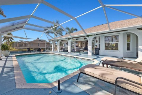 Casa en venta en Cape Coral, Florida, 3 dormitorios, 162.02 m2 № 831422 - foto 24