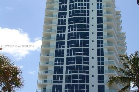 Condo in Miami Beach, Florida, 3 bedrooms  № 1378773 - photo 12