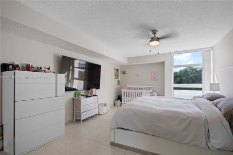 Copropriété à vendre à Pompano Beach, Floride: 2 chambres, 145.86 m2 № 1378732 - photo 12