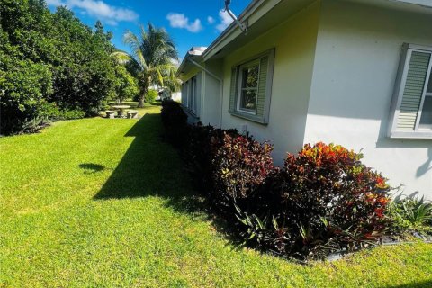 Villa ou maison à vendre à Tamarac, Floride: 2 chambres, 155.8 m2 № 816104 - photo 5