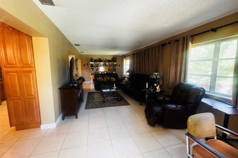 Casa en venta en Tamarac, Florida, 2 dormitorios, 155.8 m2 № 816104 - foto 7