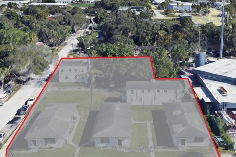 Immobilier commercial à vendre à Miami, Floride: 460.42 m2 № 1095161 - photo 1