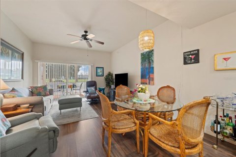 Adosado en venta en Punta Gorda, Florida, 2 dormitorios, 126.25 m2 № 1201217 - foto 5