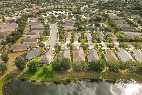 Villa ou maison à louer à Bradenton, Floride: 3 chambres, 140.19 m2 № 1386412 - photo 2