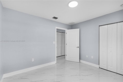 Casa en venta en Homestead, Florida, 3 dormitorios, 103.86 m2 № 1100504 - foto 27