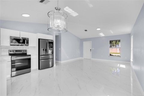 Casa en venta en Homestead, Florida, 3 dormitorios, 103.86 m2 № 1100504 - foto 17