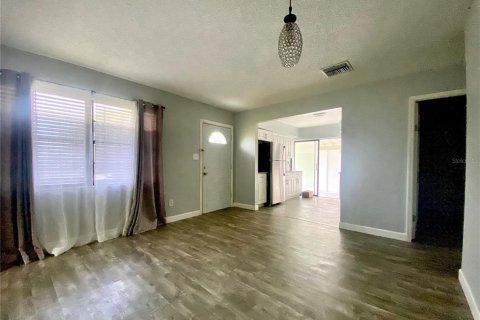 Villa ou maison à vendre à Tampa, Floride: 3 chambres, 109.16 m2 № 1371619 - photo 7