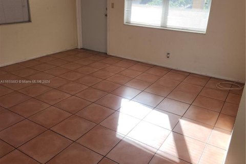 Copropriété à louer à Fort Lauderdale, Floride: 2 chambres, 79.9 m2 № 1370672 - photo 23