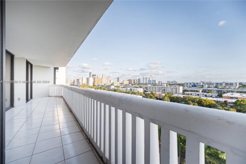 Copropriété à vendre à Aventura, Floride: 2 chambres, 144.93 m2 № 1101825 - photo 4