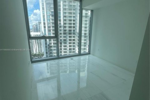 Condominio en venta en Miami, Florida, 1 dormitorio, 71.26 m2 № 1384221 - foto 16