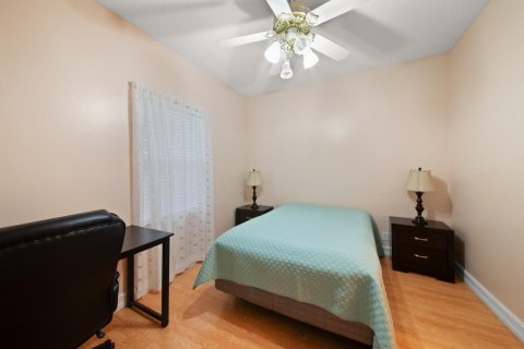 Villa ou maison à vendre à Coconut Creek, Floride: 4 chambres, 197.51 m2 № 966081 - photo 5