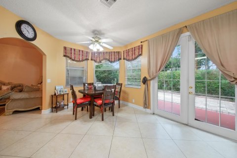 Villa ou maison à vendre à Coconut Creek, Floride: 4 chambres, 197.51 m2 № 966081 - photo 18