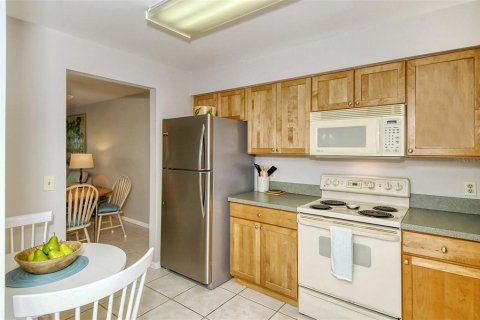 Condominio en alquiler en Sarasota, Florida, 2 dormitorios, 106.37 m2 № 214300 - foto 28