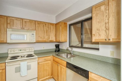 Condominio en alquiler en Sarasota, Florida, 2 dormitorios, 106.37 m2 № 214300 - foto 27