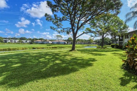 Copropriété à louer à Sarasota, Floride: 2 chambres, 106.37 m2 № 214300 - photo 11