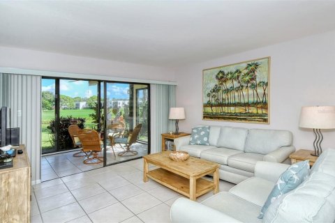 Copropriété à louer à Sarasota, Floride: 2 chambres, 106.37 m2 № 214300 - photo 6