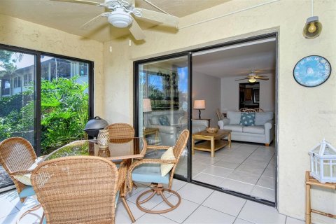 Copropriété à louer à Sarasota, Floride: 2 chambres, 106.37 m2 № 214300 - photo 15