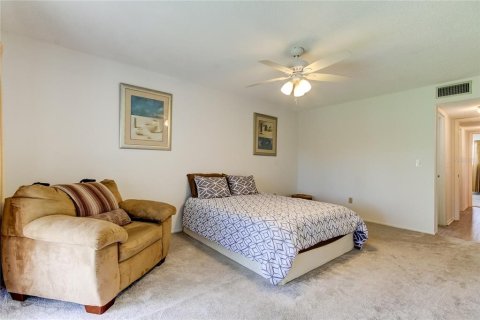 Condominio en venta en Saint Petersburg, Florida, 2 dormitorios, 133.78 m2 № 1368367 - foto 14