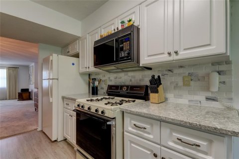 Condominio en venta en Saint Petersburg, Florida, 2 dormitorios, 133.78 m2 № 1368367 - foto 9