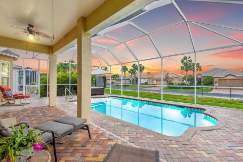 Villa ou maison à vendre à Fort Myers, Floride: 5 chambres, 274.62 m2 № 915631 - photo 2