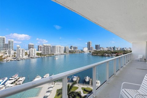 Copropriété à vendre à Miami Beach, Floride: 3 chambres, 144 m2 № 1101859 - photo 23