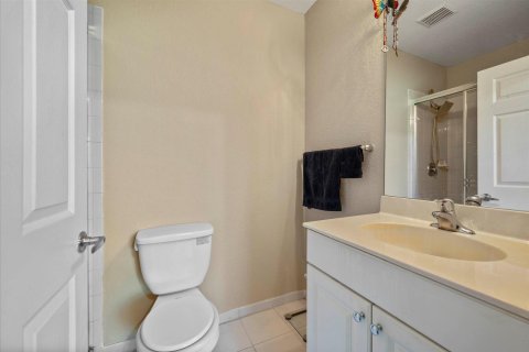 Townhouse in Riviera Beach, Florida 2 bedrooms, 113.99 sq.m. № 1208792 - photo 10