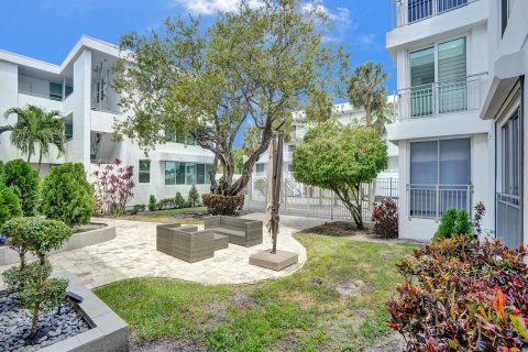 Copropriété à vendre à Bal Harbour, Floride: 2 chambres, 138.24 m2 № 1151518 - photo 3