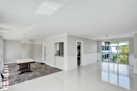 Condominio en venta en Bal Harbour, Florida, 2 dormitorios, 138.24 m2 № 1151518 - foto 24