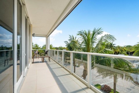 Condominio en venta en Palm Beach Gardens, Florida, 3 dormitorios, 282.98 m2 № 1134916 - foto 28