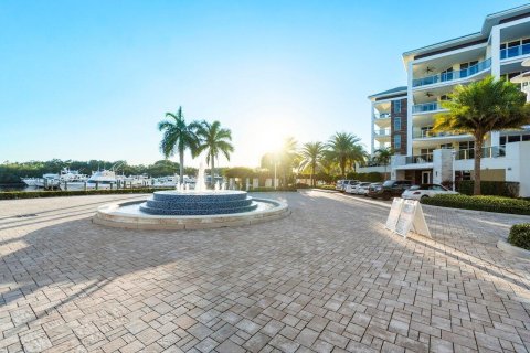 Condominio en venta en Palm Beach Gardens, Florida, 3 dormitorios, 282.98 m2 № 1134916 - foto 15