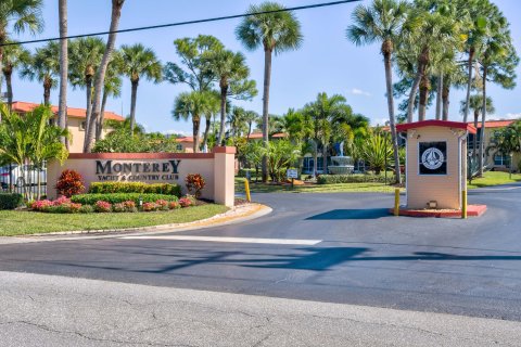 Condo in Stuart, Florida, 1 bedroom  № 1134919 - photo 30