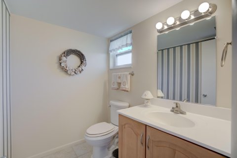 Condo in Stuart, Florida, 1 bedroom  № 1134919 - photo 20