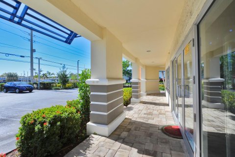 Commercial property in Boca Raton, Florida № 1100628 - photo 3