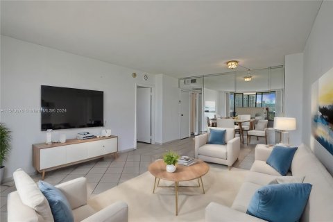 Copropriété à vendre à Aventura, Floride: 1 chambre, 84.82 m2 № 1119749 - photo 2