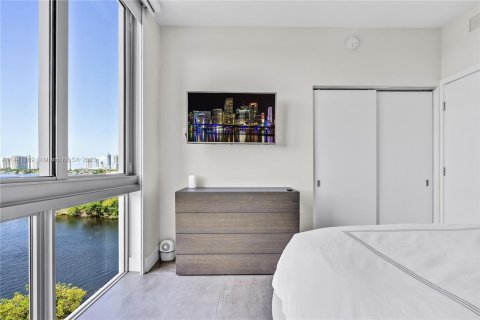 Condominio en venta en North Miami Beach, Florida, 3 dormitorios, 144.56 m2 № 682103 - foto 29