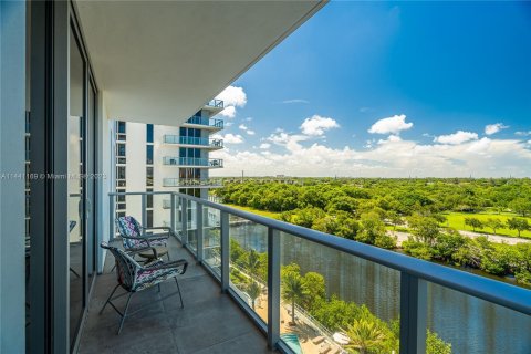Copropriété à vendre à North Miami Beach, Floride: 3 chambres, 144.56 m2 № 682103 - photo 11
