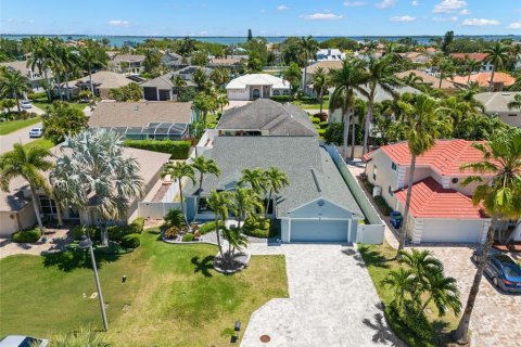 Casa en venta en Saint Petersburg, Florida, 4 dormitorios, 192.12 m2 № 1381303 - foto 3