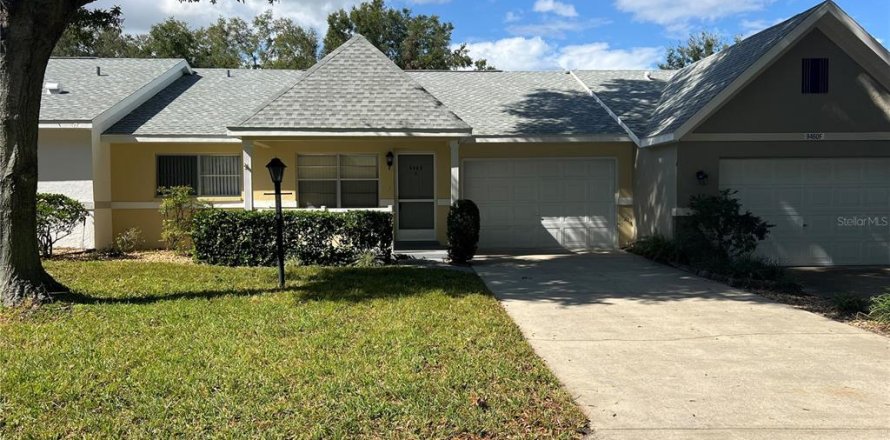 House in Ocala, Florida 2 bedrooms, 92.34 sq.m. № 1426898