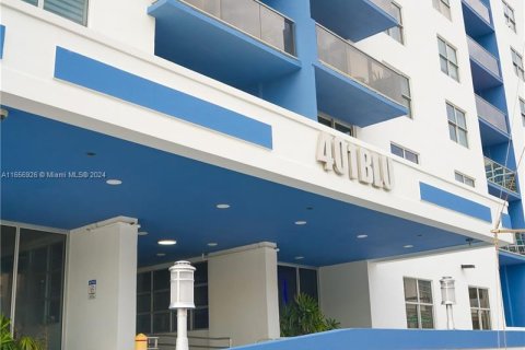 Condo in Miami Beach, Florida, 1 bedroom  № 1369071 - photo 7