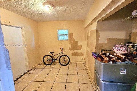 Casa en venta en Pompano Beach, Florida, 4 dormitorios, 83.61 m2 № 1369075 - foto 18