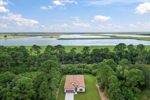 Villa ou maison à vendre à Palm Bay, Floride: 4 chambres, 184.88 m2 № 1390492 - photo 24