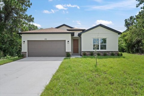 Villa ou maison à vendre à Palm Bay, Floride: 4 chambres, 184.88 m2 № 1390492 - photo 1