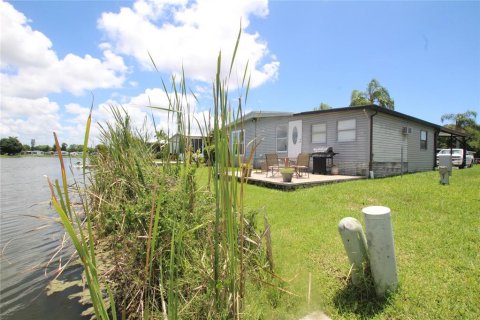 Condo in Okeechobee, Florida, 2 bedrooms  № 1259737 - photo 7